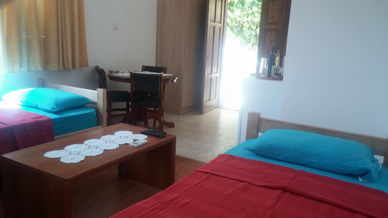 Skadar Lake - Karuc Apartments מראה חיצוני תמונה